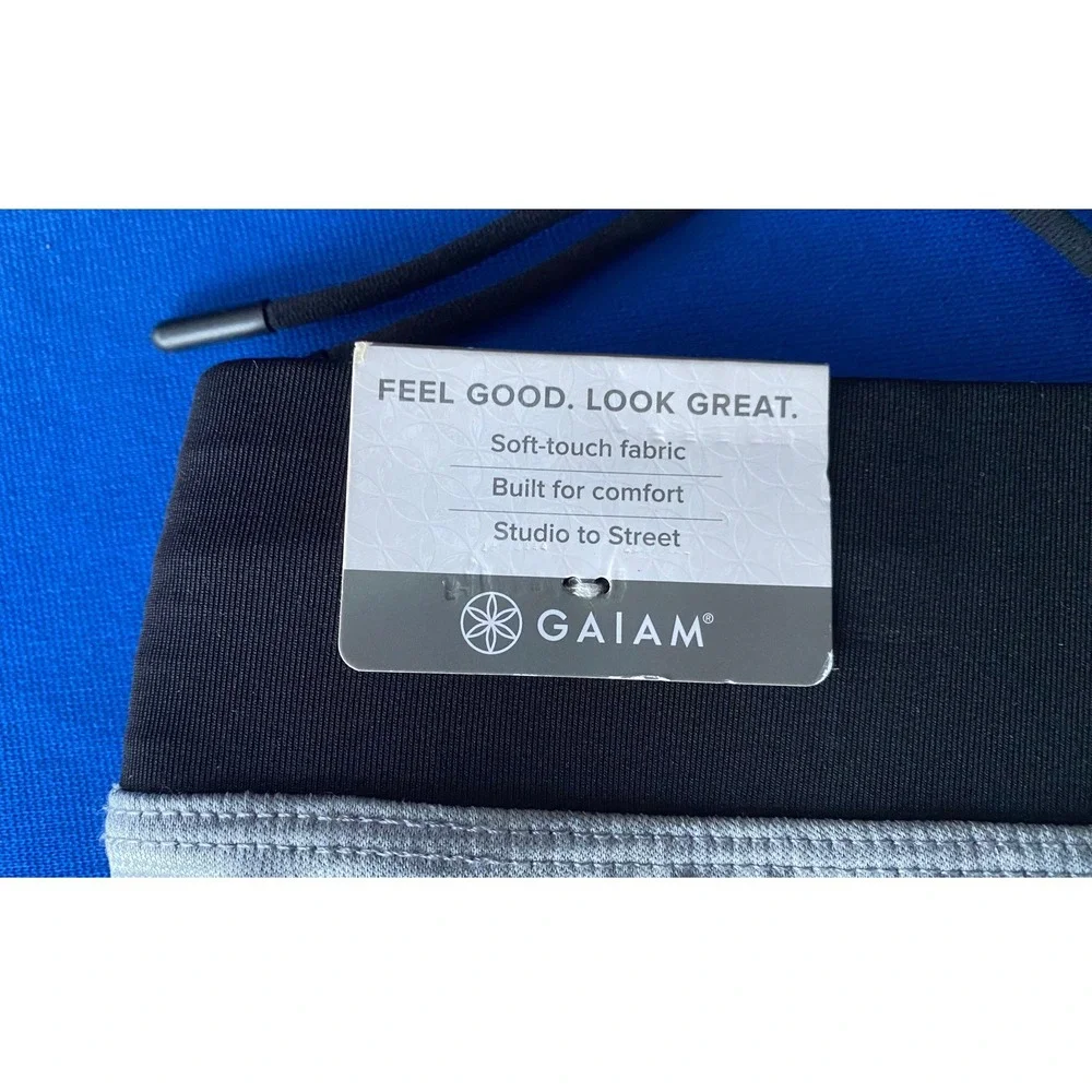 Gaiam Mens Karma 7 In Short Sleet Heather Grey GAIAM Size S NWT